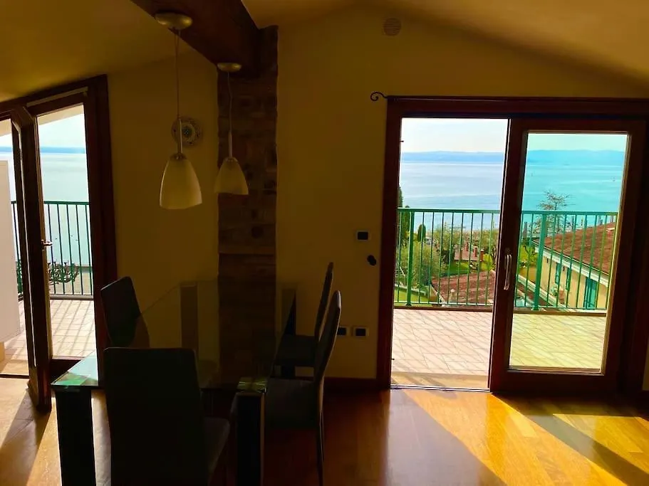 Attico Fronte Lago Con Vista Mozzafiato Sirmione 0*,